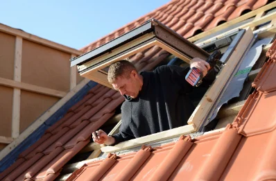 Pose de fenêtres de toit Velux à Sainte-Colombe